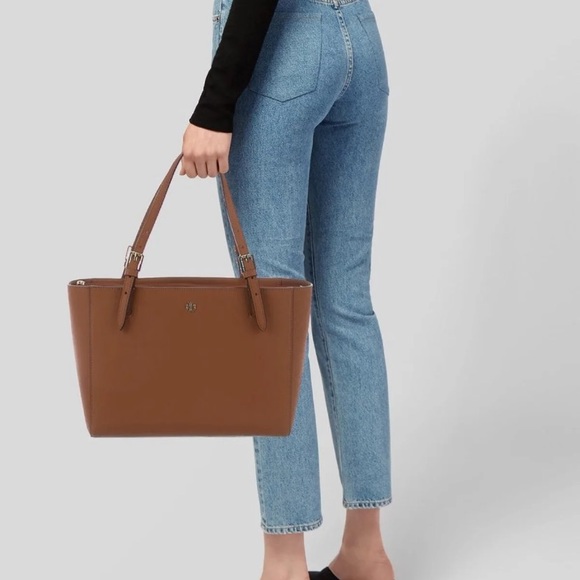 Tory Burch Handbags - Tory Burch tote bag